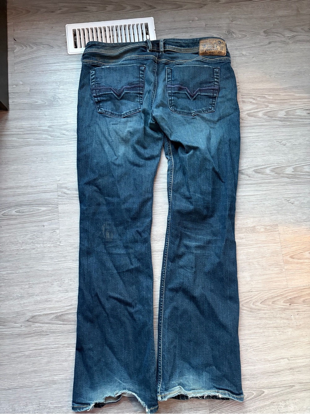 Men's Diesel Jeans - Classic Bootcut